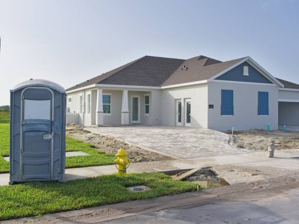 Best Portable bathroom rental  in Oak Grove, OR